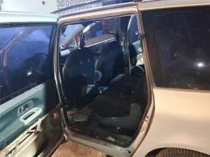 Foto de GOMAS CONTORNO PUERTA SEAT ALHAMBRA (7V9)