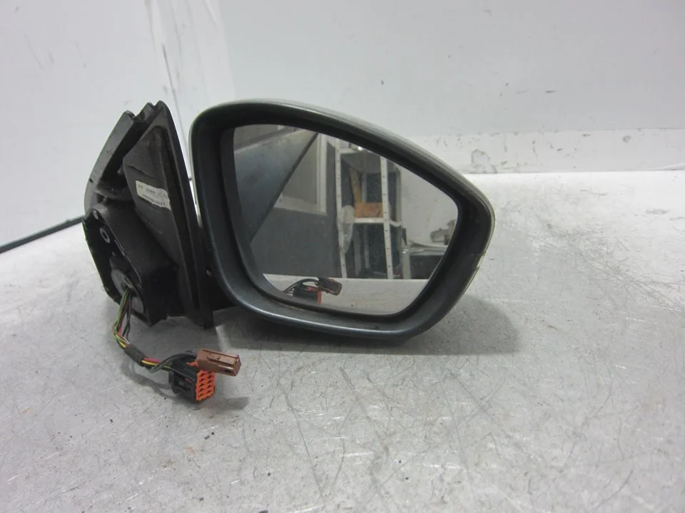 Foto de RETROVISOR DERECHO PEUGEOT 308 1.6 HDi (92 CV / 68 KW) referencia 98088639XT