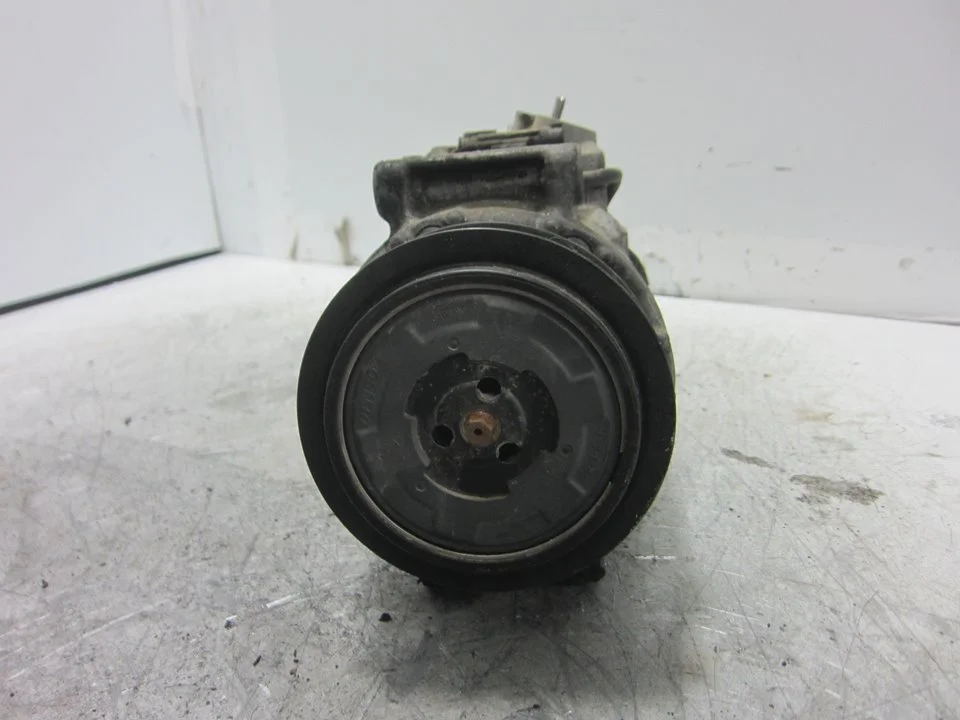 Foto de COMPRESOR AIRE ACONDICIONADO MERCEDES-BENZ CLASE C (BM 204) FAMILIAR referencia 4471502780
