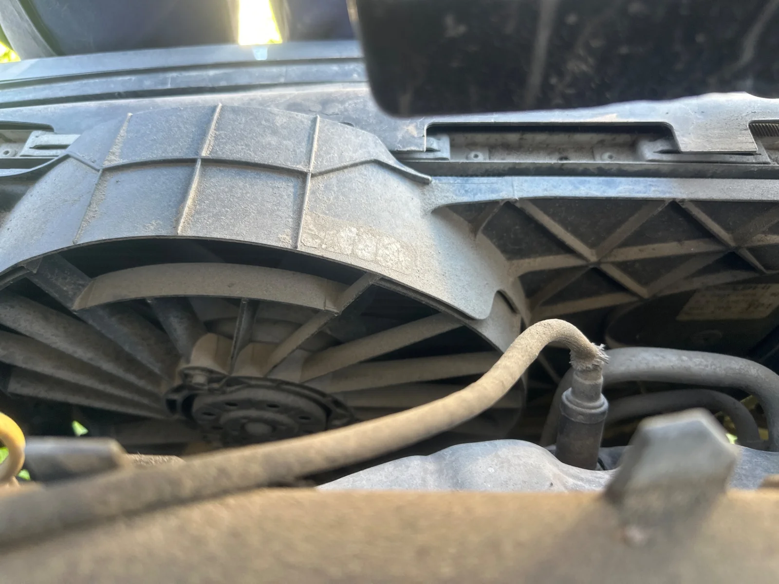 Foto de ELECTROVENTILADOR OPEL MERIVA 1.6 16V (101 CV / 74 KW)