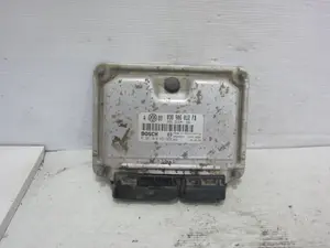 Foto de CENTRALITA MOTOR UCE VOLKSWAGEN GOLF IV BERLINA (1J1)(10.1997) 1.9 TDI (101 CV / 74 KW) referencia 038906012FB