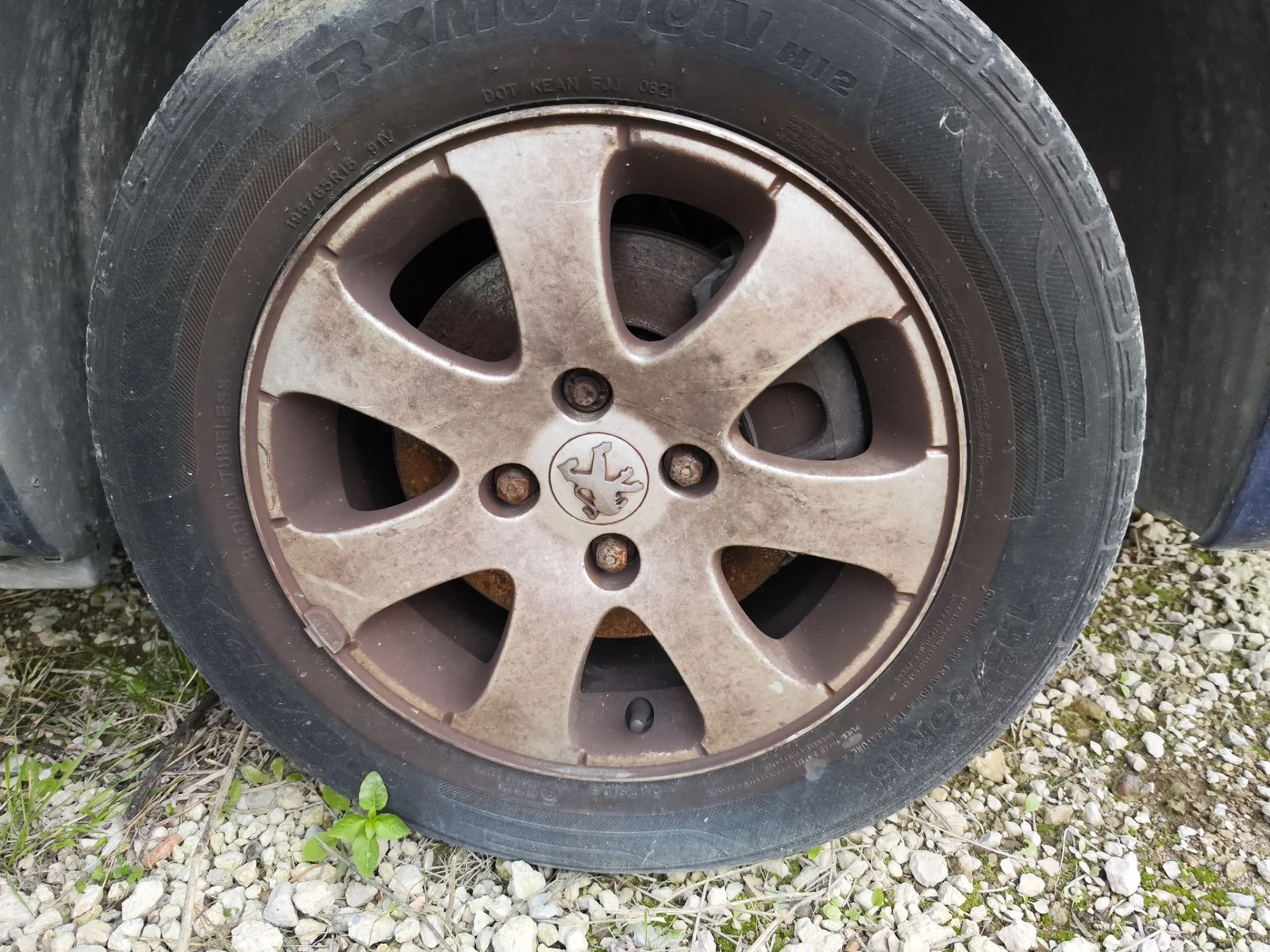 Foto de LLANTA PEUGEOT 307 (S1)(04.2001) 1.6 16V CAT (109 CV / 80 KW)