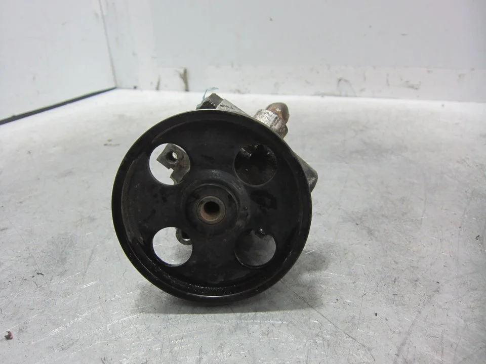 Foto de BOMBA DIRECCION PEUGEOT PARTNER (S1)(07.1996) referencia 9631923680