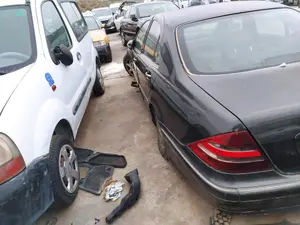 Foto de PINZA DE FRENO TRASERA IZQUIERDA MERCEDES-BENZ CLASE S (BM 220) BERLINA 3.2 CDI CAT (197 CV / 145 KW) referencia A001420718364