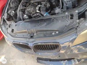 Foto de PANEL FRONTAL BMW SERIE 5 BERLINA (E60) 3.0 Turbodiesel CAT (218 CV / 160 KW)
