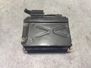 Foto de CENTRALITA MOTOR UCE AUDI A4 AVANT (B5) 1.9 TDI (110 CV / 81 KW) referencia 8E0907411H foto 4