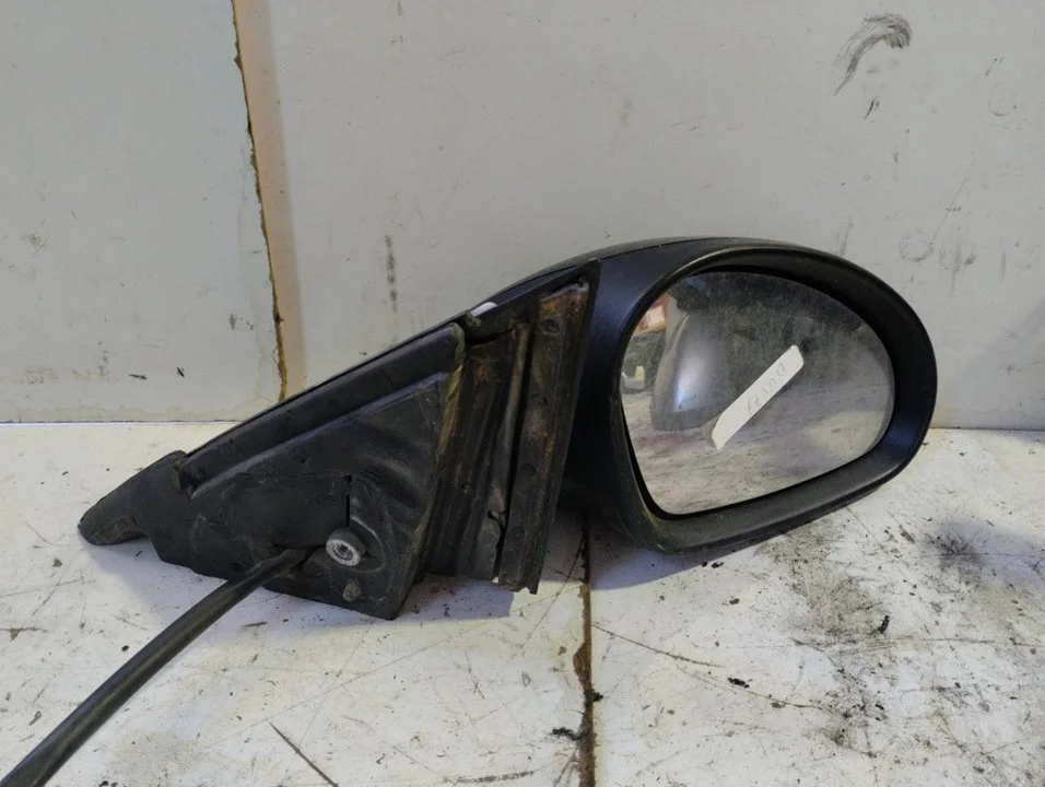 Foto de RETROVISOR DERECHO SEAT CORDOBA BERLINA (6L2) 1.9 TDI (101 CV / 74 KW) referencia 014142