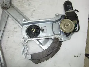Foto de ELEVALUNAS DELANTERO IZQUIERDO CHRYSLER JEEP GR.CHEROKEE (ZJ)/(Z) 5.2 V8 CAT (211 CV / 155 KW) referencia 55005165 foto 6
