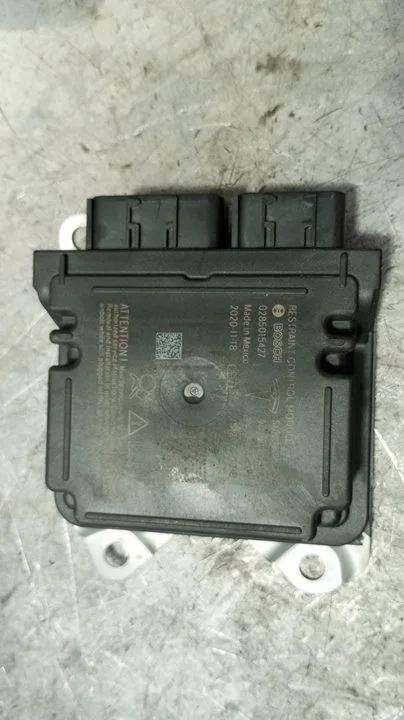 Foto de CENTRALITA AIRBAG TESLA MODEL 3 eléctrico 258 kW (cont. 153 kW) (350 CV / 258 KW) referencia 1512876-00-B