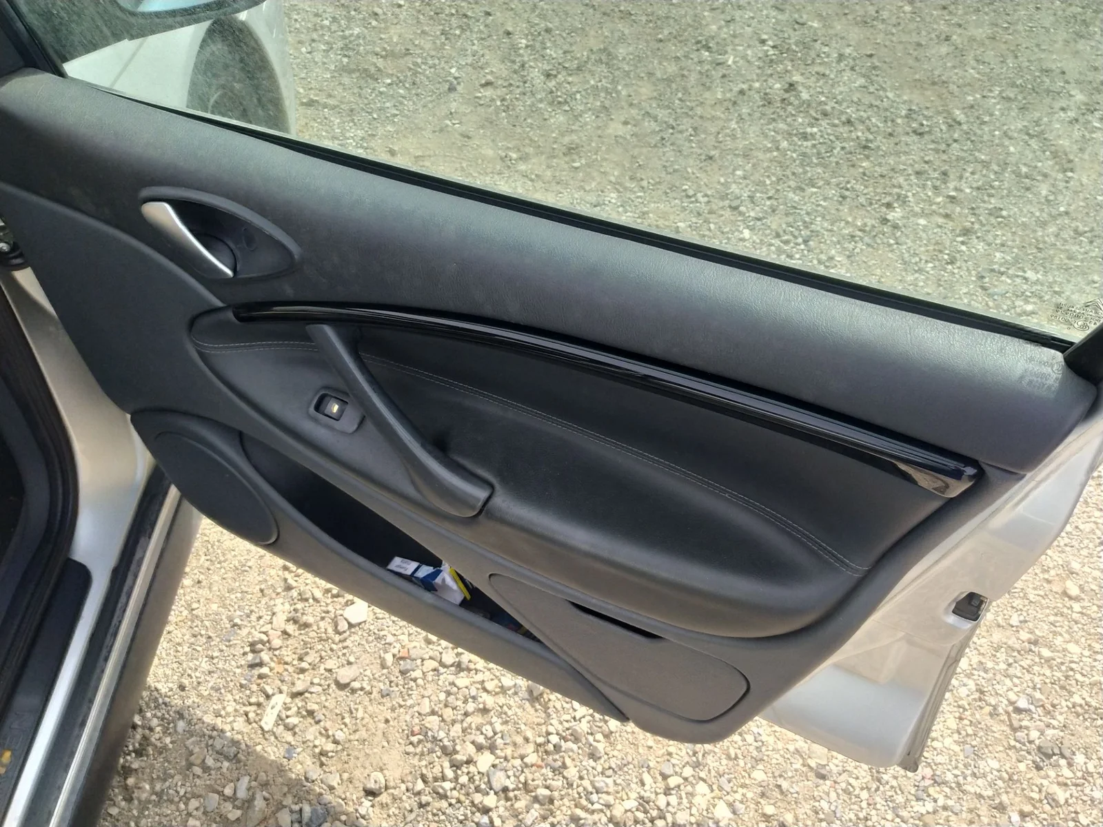 Foto de CERRADURA PUERTA DELANTERA DERECHA CITROEN C5 BREAK 2.0 HDi FAP CAT (RHR / DW10BTED4) (136 CV / 100 KW) referencia 9136J9