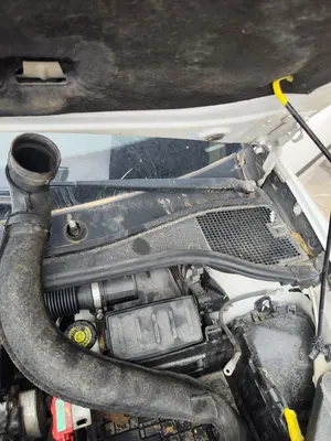 Foto de MOTOR LIMPIA DELANTERO RENAULT CLIO III 1.5 dCi Diesel FAP (75 CV / 55 KW)