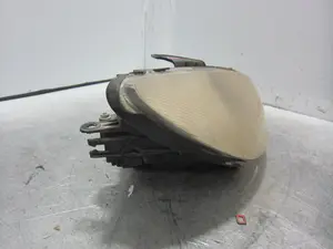 Foto de FARO DERECHO PEUGEOT 206 1.6 (88 CV / 65 KW) referencia 085501121R foto 2