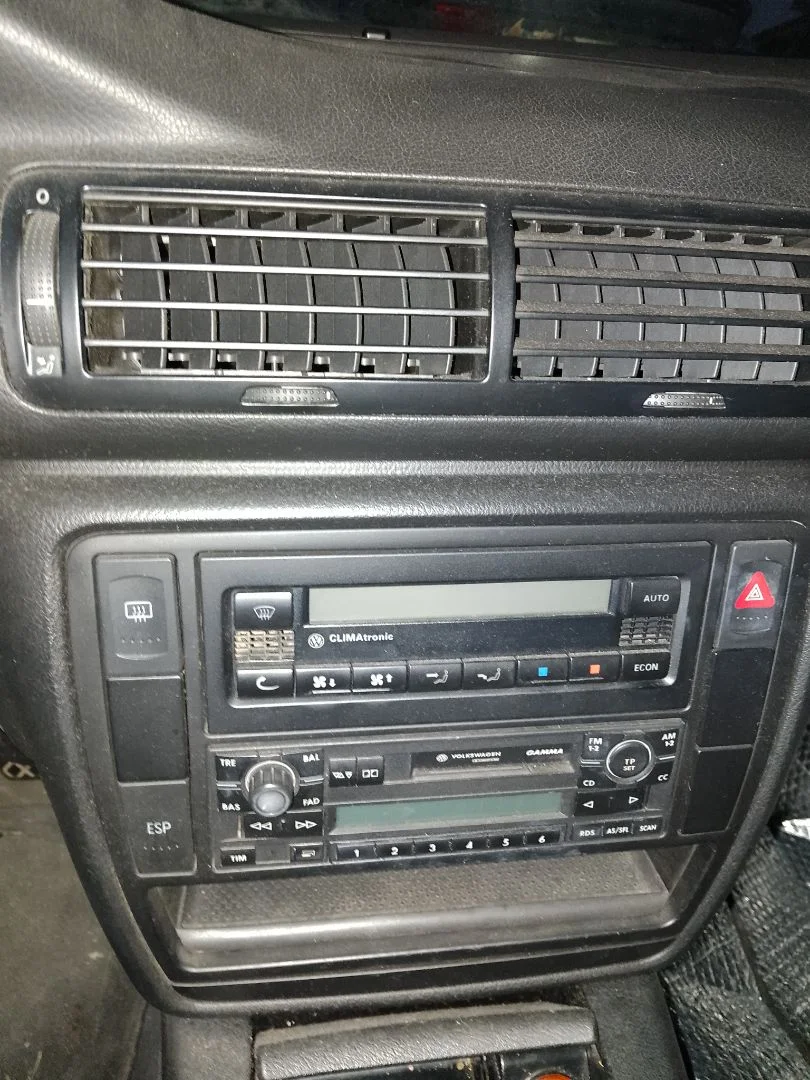 Foto de CALEFACCION ENTERA NORMAL VOLKSWAGEN PASSAT BERLINA (3B3) 1.9 TDI (131 CV / 96 KW)