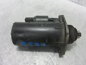 Foto de MOTOR ARRANQUE VOLKSWAGEN GOLF IV BERLINA (1J1)(10.1997) 1.9 TDI (110 CV / 81 KW) referencia 02A911023R foto 2