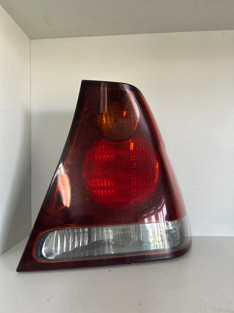 Foto de PILOTO TRASERO DERECHO BMW SERIE 3 COMPACTO (E46) 2.0 16V Diesel CAT (150 CV / 110 KW) referencia 632169267649221