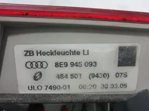 Foto de PILOTO TRASERO IZQUIERDO INTERIOR AUDI A4 AVANT (8E) 2.5 V6 24V TDI (163 CV / 120 KW) referencia 8E9945093 foto 5