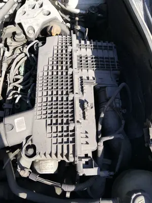 Foto de CAJA FILTRO AIRE RENAULT KANGOO I (F/KC0) 1.9 dCi Diesel CAT (84 CV / 62 KW)