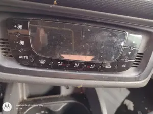 Foto de MANDO CALEFACCION / AIRE ACONDICIONADO SEAT IBIZA BERLINA (6J5) 1.4 16V (86 CV / 63 KW) referencia 6J0820043E FKZ