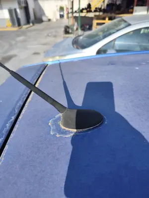 Foto de BASE DE ANTENA CITROEN C2 1.1  (60 CV / 44 KW)