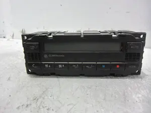 Foto de MANDO CALEFACCION / AIRE ACONDICIONADO VOLKSWAGEN PASSAT BERLINA (3B3) 1.9 TDI (131 CV / 96 KW) referencia 3B1907044H