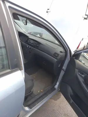 Foto de GOMAS CONTORNO PUERTA TOYOTA COROLLA (E12) 1.4 16V CAT (97 CV / 71 KW)
