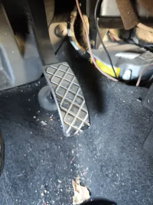 Foto de POTENCIOMETRO PEDAL VOLKSWAGEN GOLF IV BERLINA (1J1)(10.1997) 2.0  (116 CV / 85 KW)