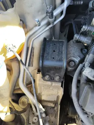 Foto de TUBOS AIRE ACONDICIONADO CITROEN C4 BERLINA 1.6 16V HDi (90 CV / 66 KW)