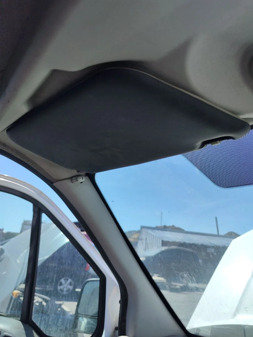 Foto de PARASOL IZQUIERDO FORD TRANSIT CONNECT (TC7) 1.8 TDCi CAT (90 CV / 66 KW)
