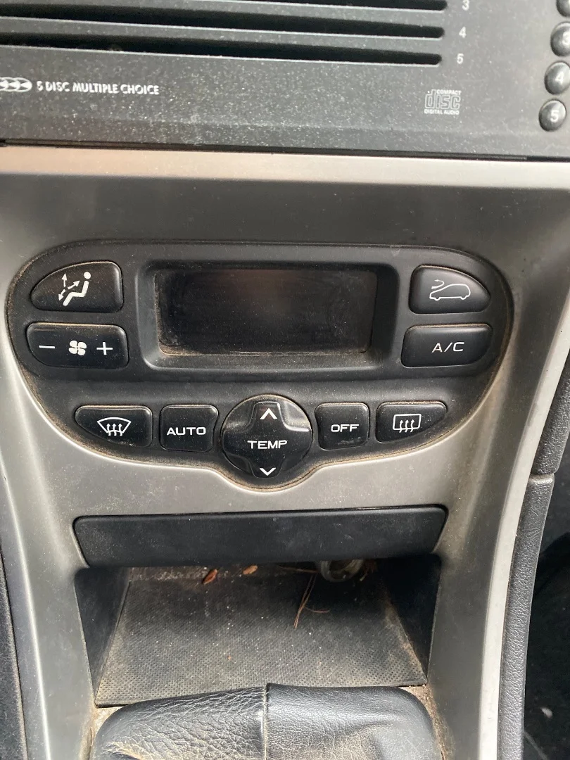 Foto de MANDO CALEFACCION / AIRE ACONDICIONADO PEUGEOT 307 BREAK / SW (S1)(04.2002) 2.0 16V HDi FAP CAT (RHR / DW10BTED4) (136 CV / 100 KW)