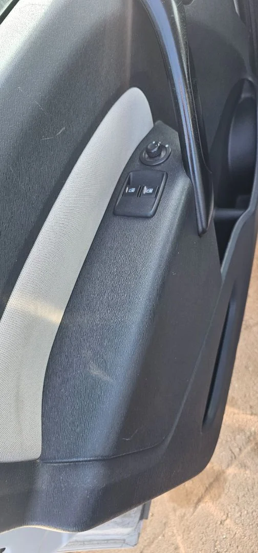 Foto de MANDO ELEVALUNAS DELANTERO IZQUIERDO RENAULT KANGOO II (F/KW0) 1.5 dCi Diesel FAP (90 CV / 66 KW)