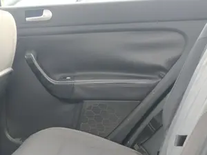 Foto de GUARNECIDO PUERTA TRASERA DERECHA VOLKSWAGEN GOLF PLUS V (5M1) 1.9 TDI (105 CV / 77 KW)