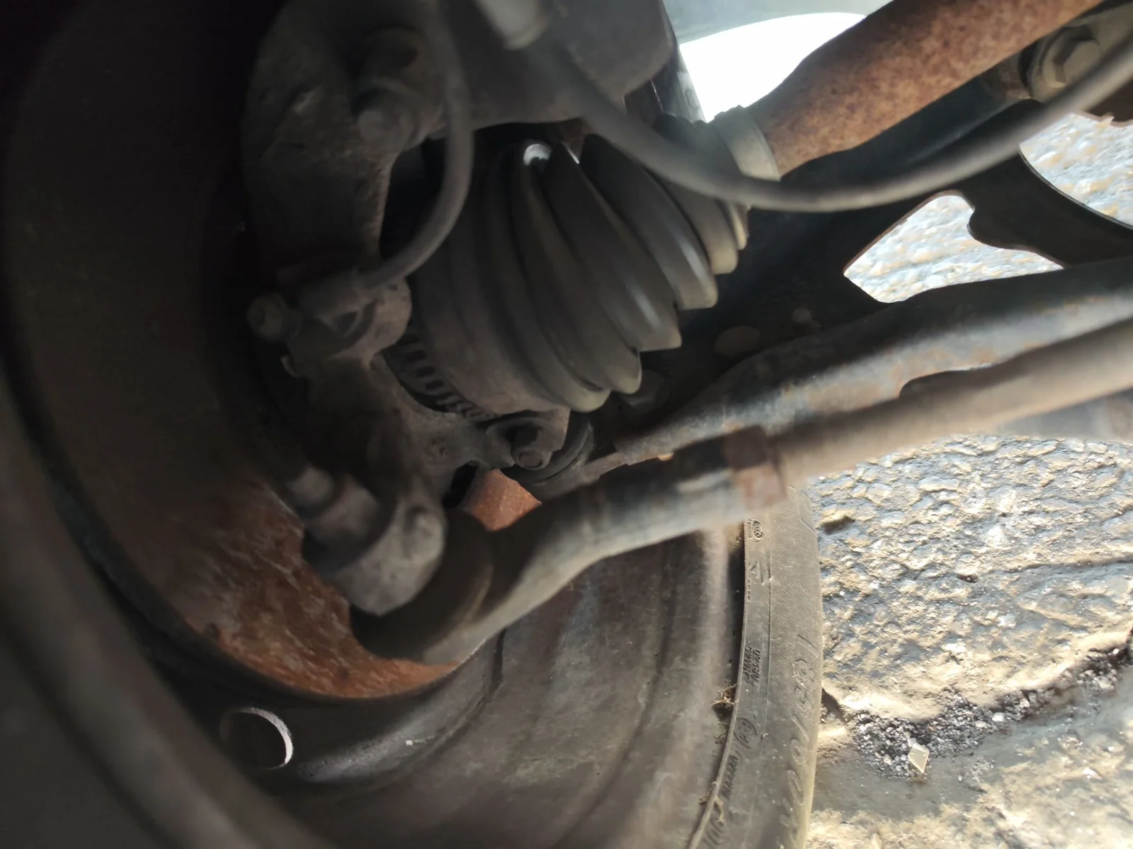 Foto de PINZA DE FRENO DELANTERA IZQUIERDA RENAULT SCENIC I (JA...) 1.9 dCi Diesel CAT (102 CV / 75 KW) referencia 7701205832
