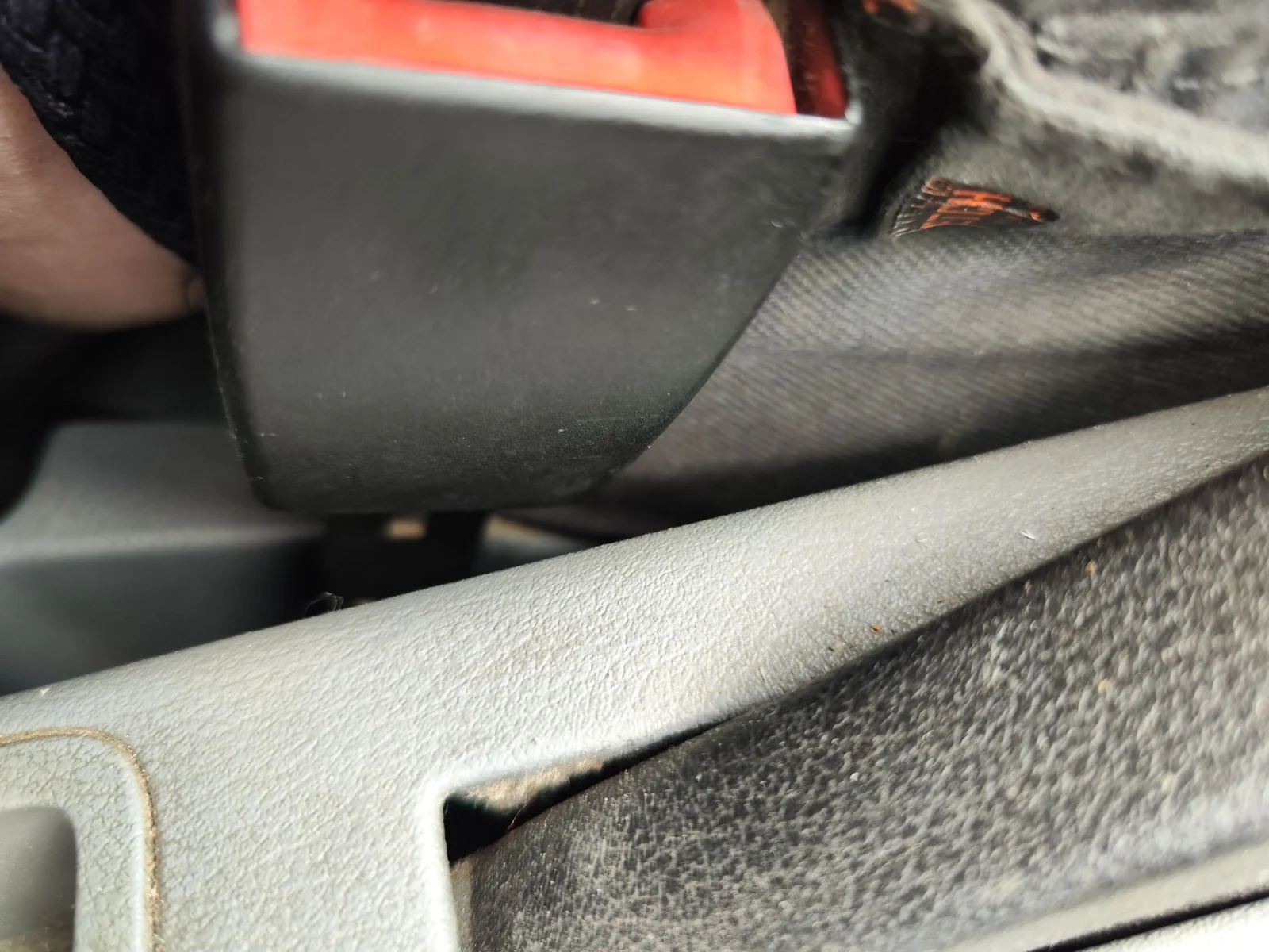 Foto de PRETENSOR AIRBAG IZQUIERDO SKODA OCTAVIA BERLINA (1U2) 1.9 TDI (90 CV / 66 KW)