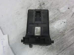 Foto de MANDO LUCES BMW SERIE 3 BERLINA (E46) 2.0 16V Diesel CAT (136 CV / 100 KW) referencia 61316901429 foto 5