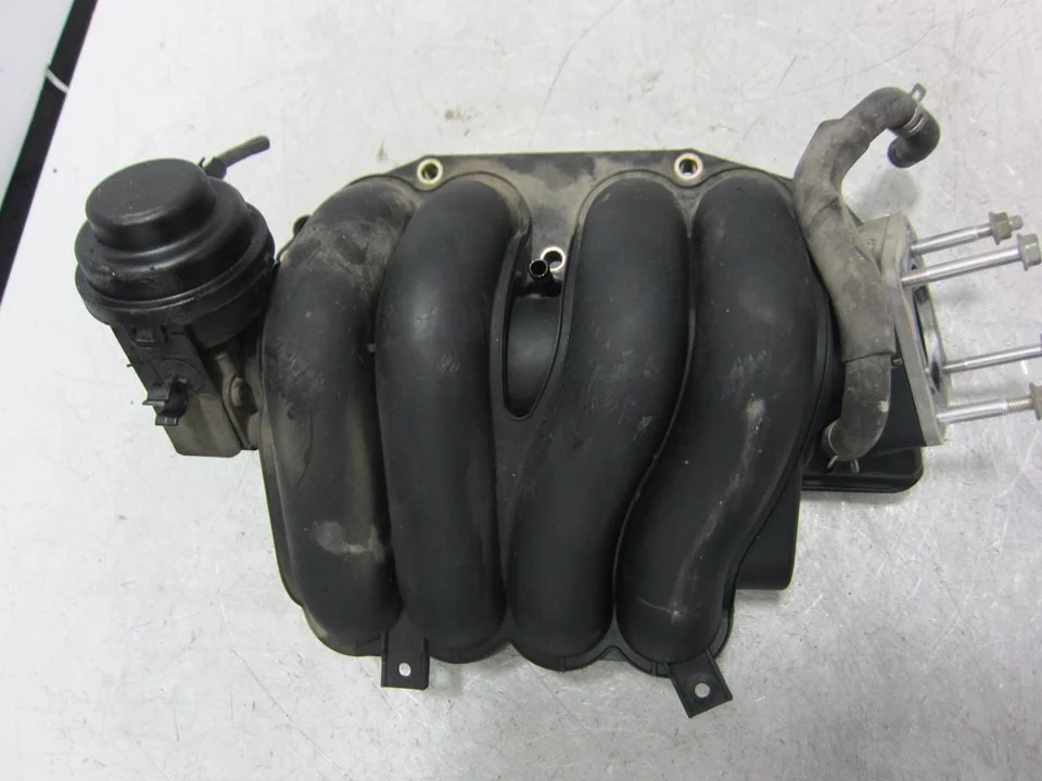 Foto de COLECTOR ADMISION HONDA CR-V (RD8) 2.0 VTEC CAT (150 CV / 110 KW) referencia 17100PNCJ0