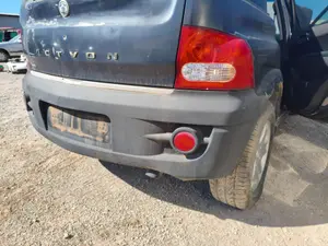 Foto de PARAGOLPES TRASERO SSANGYONG ACTYON 2.0 TD CAT (141 CV / 104 KW) foto 2