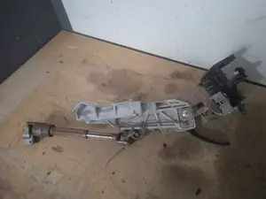 Foto de COLUMNA DIRECCION FORD FOCUS BERLINA (CEW) 1.0 EcoBoost CAT (125 CV / 92 KW) referencia BV6N3C529EB foto 6