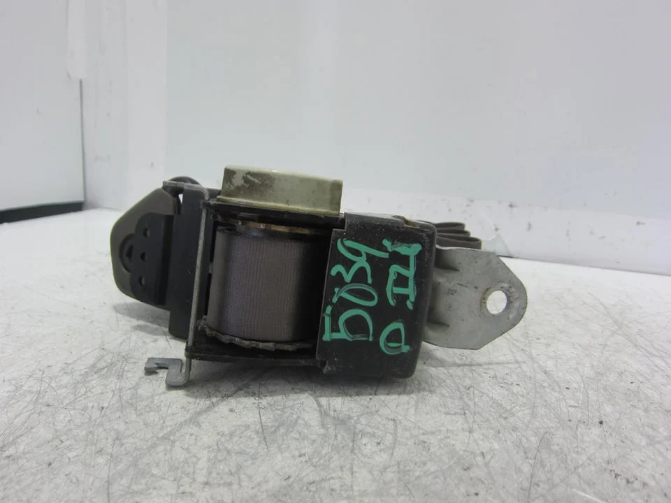 Foto de CINTURON SEGURIDAD DELANTERO IZQUIERDO CHRYSLER JEEP GR.CHEROKEE (ZJ)/(Z) 5.2 V8 CAT (211 CV / 155 KW) referencia 1CM78137