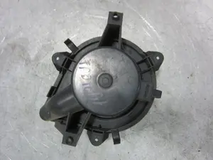 Foto de MOTOR CALEFACCION FIAT I DOBLÒ (119) 1.9 JTD CAT (101 CV / 74 KW) referencia 141730600 foto 3