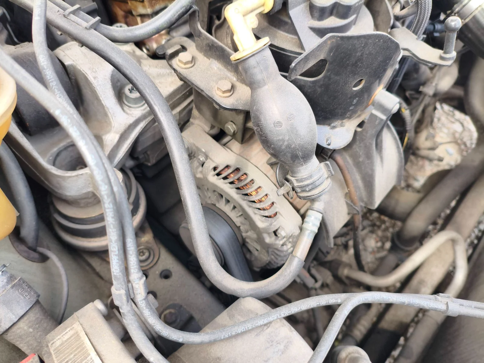 Foto de ALTERNADOR PEUGEOT 407 SW 2.0 16V HDi FAP CAT (RHR / DW10BTED4) (136 CV / 100 KW)