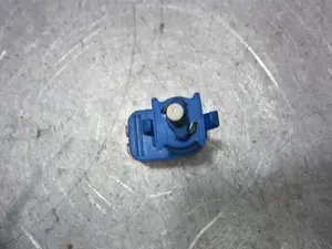 Foto de INTERRUPTOR FIAT II PUNTO (188) BERLINA referencia 50512681 foto 3