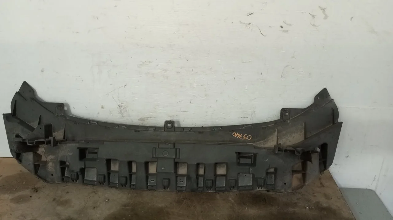 Foto de FALDON DELANTERO FORD FIESTA (CNN) 1.5 TDCi CAT (75 CV / 55 KW) referencia C1BB8B384A