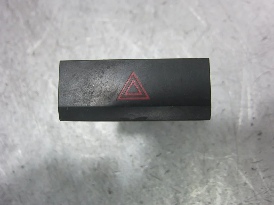 Foto de WARNING SEAT IBIZA BERLINA (6J5) 1.6 TDI (105 CV / 77 KW) referencia 6J0953235