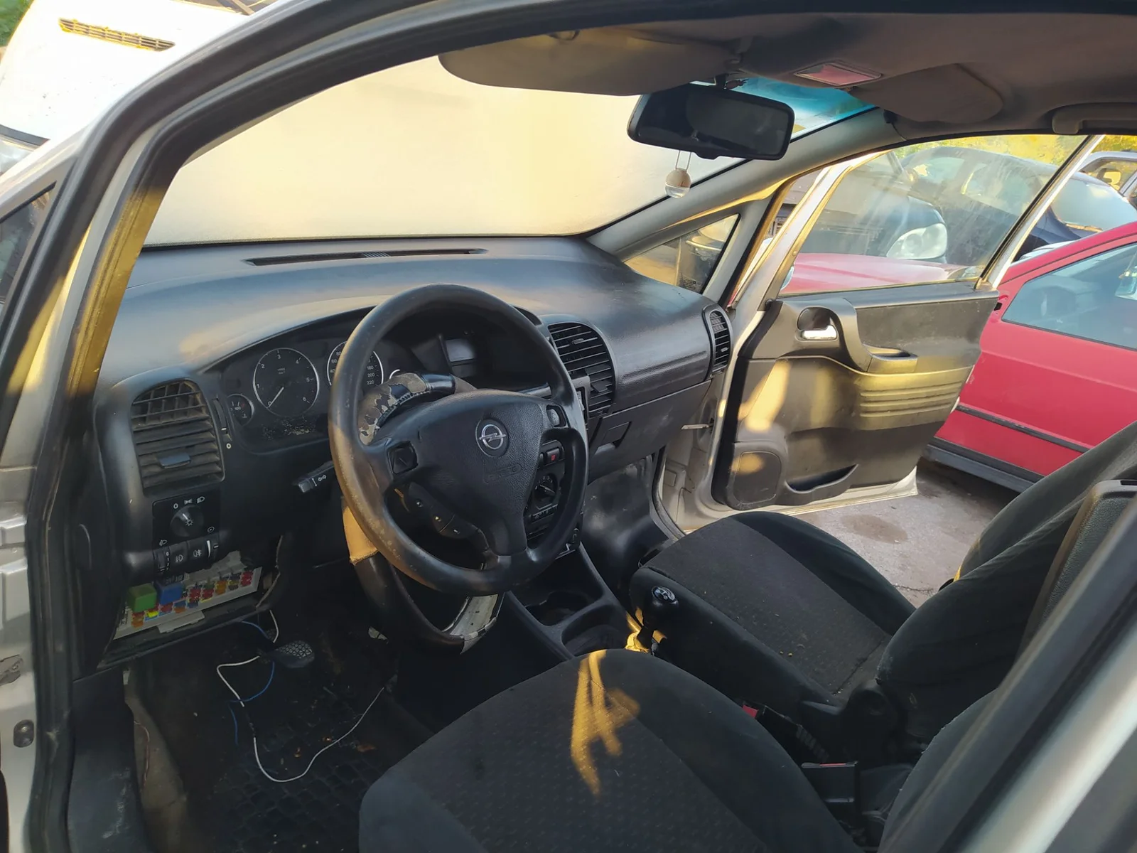 Foto de COLUMNA DIRECCION OPEL ZAFIRA A 2.0 DTI (101 CV / 74 KW)