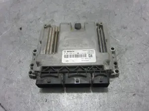 Foto de CENTRALITA MOTOR UCE RENAULT CAPTUR I 1.5 dCi Diesel FAP Energy (90 CV / 66 KW) referencia 237106319R foto 1
