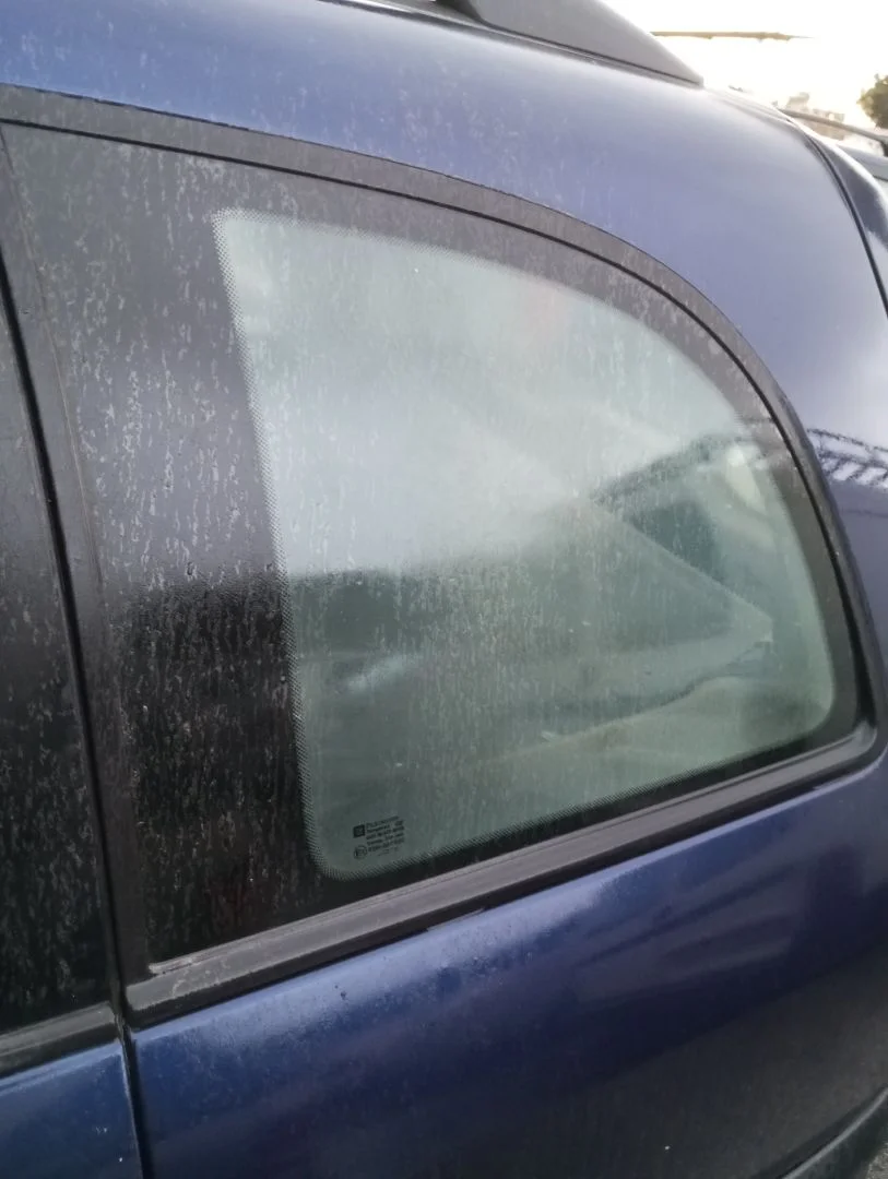 Foto de LUNA CUSTODIA TRASERA IZQUIERDA OPEL ZAFIRA A 2.0 DTI (101 CV / 74 KW)