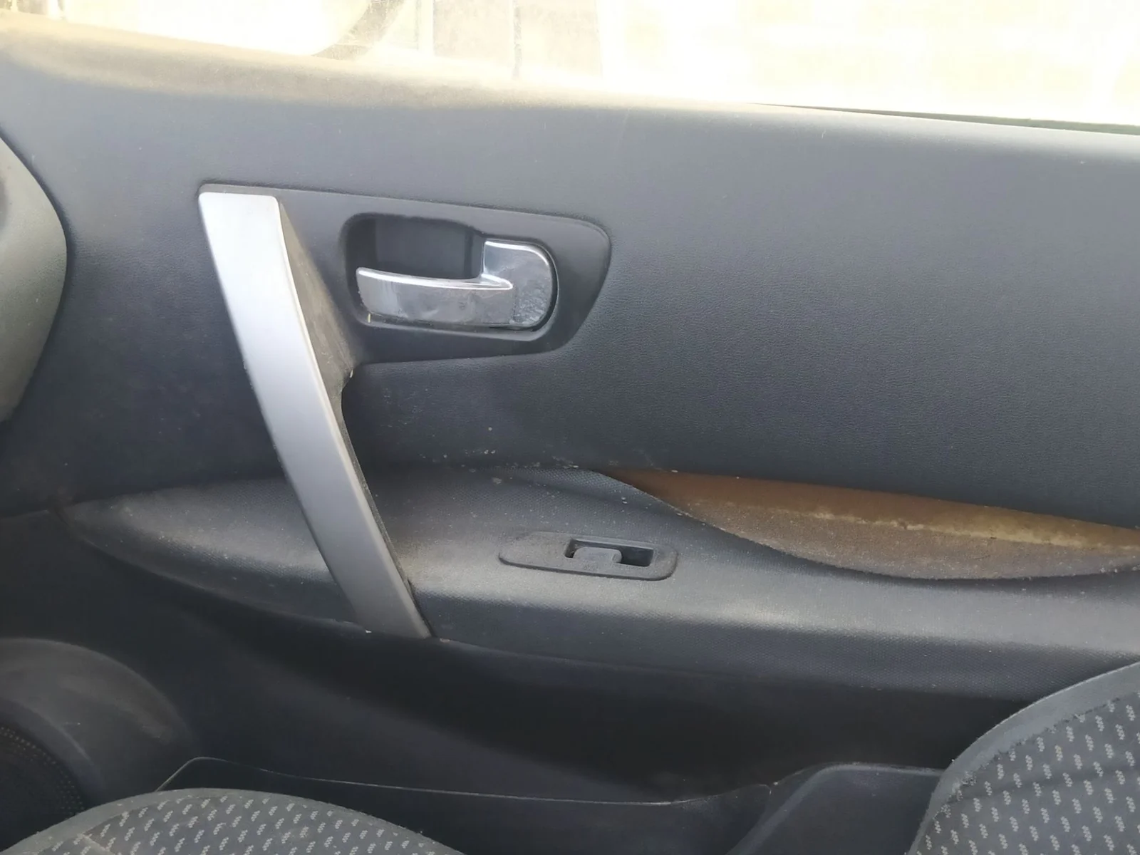 Foto de ELEVALUNAS DELANTERO DERECHO NISSAN QASHQAI (J10) 1.5 dCi Turbodiesel CAT (106 CV / 78 KW) referencia 80770JD00A