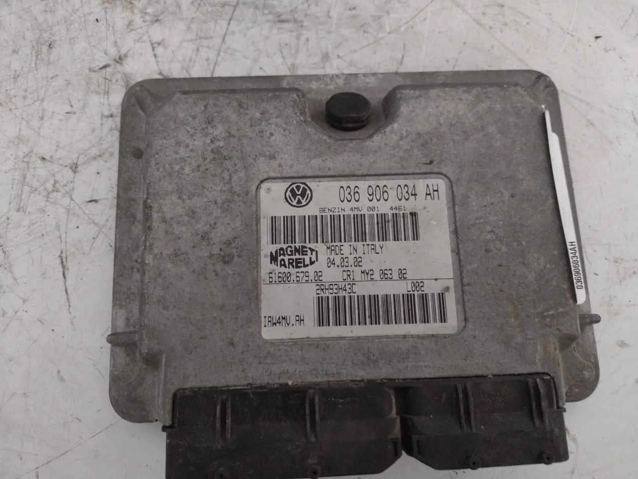 Foto de CENTRALITA MOTOR UCE SEAT CORDOBA BERLINA (6L2) referencia 036906034AH