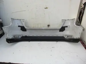 Foto de PARAGOLPES TRASERO FORD FOCUS SPORTBREAK (CB8) 1.6 TDCi CAT (95 CV / 70 KW) foto 7