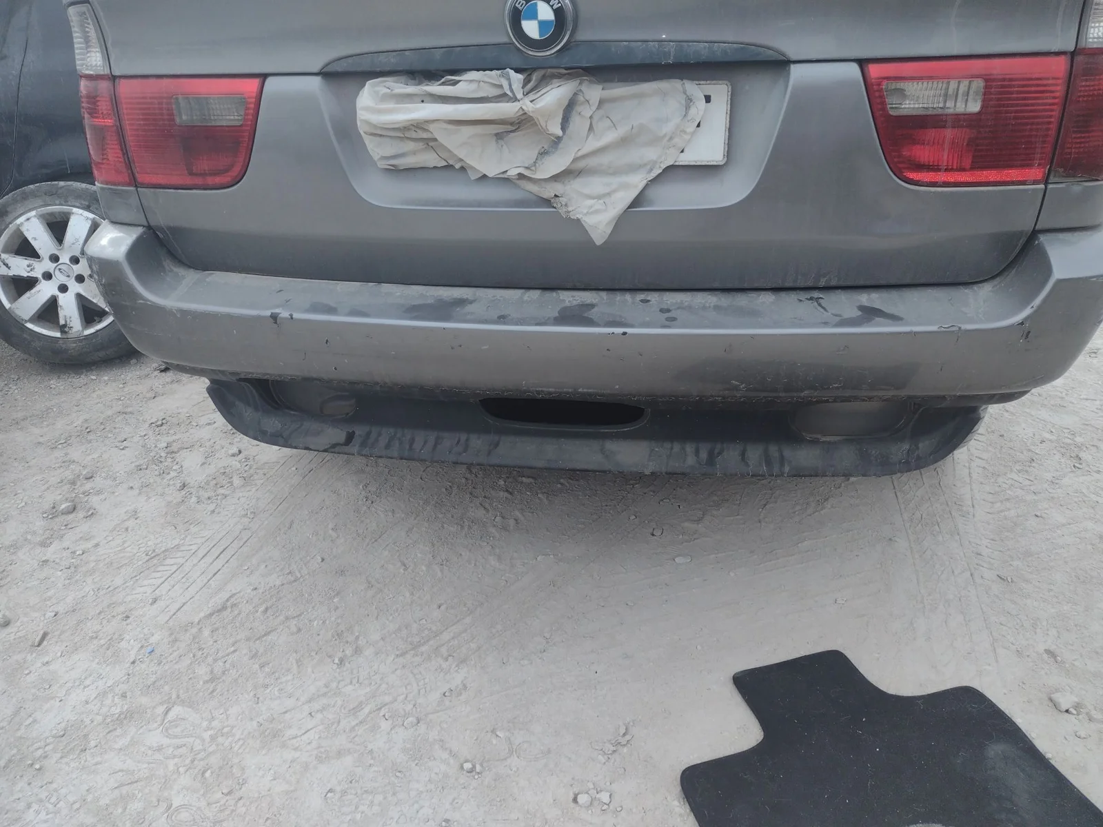 Foto de REFUERZO PARAGOLPES TRASERO BMW SERIE X5 (E53) 3.0 Turbodiesel CAT (218 CV / 160 KW)